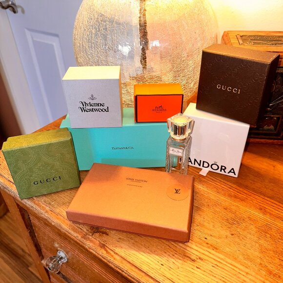Empty designer boxes: Louis Vuitton, Hermes, Tiffany, Vivienne Westwood, Gucci - Picture 1 of 8